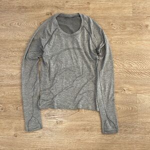 Lululemon SWIFTLY TECH LONG SLEEVE SHIRT *RACE LENGTH, Slate/White
